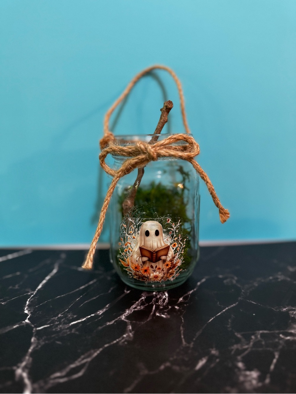 📕 👻 Book Loving Ghost Tea Light Decor